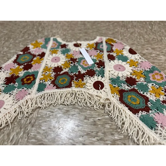 House of Harlow 1960 - Picture 3 of 6